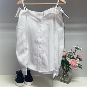 Few Moda || Off-the-Shoulder shirt